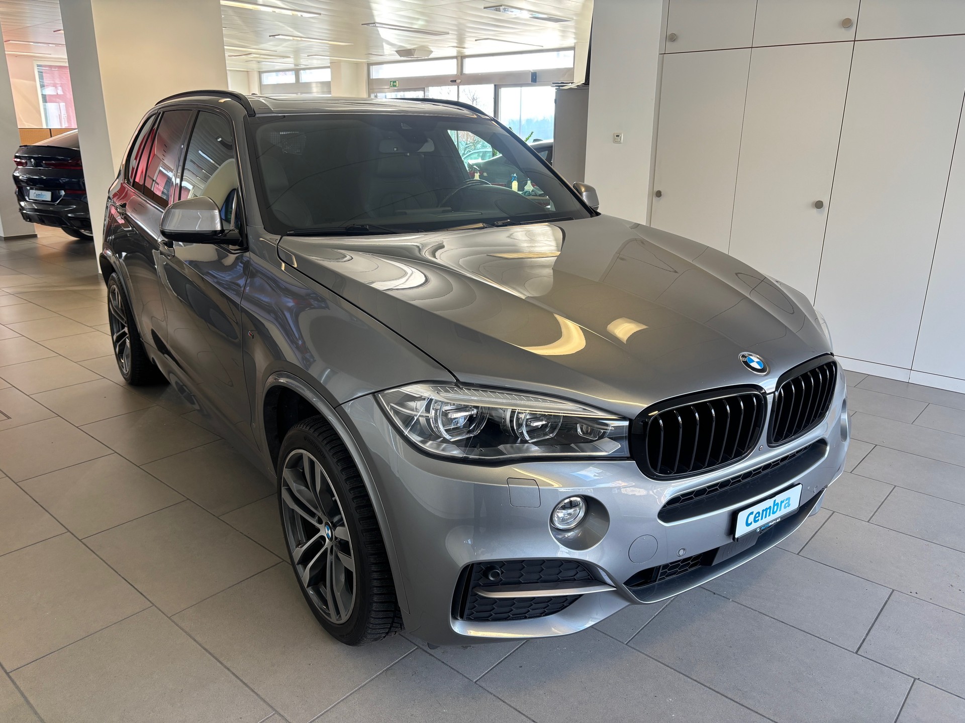 BMW X5 xDrive M50d Steptronic-image-1