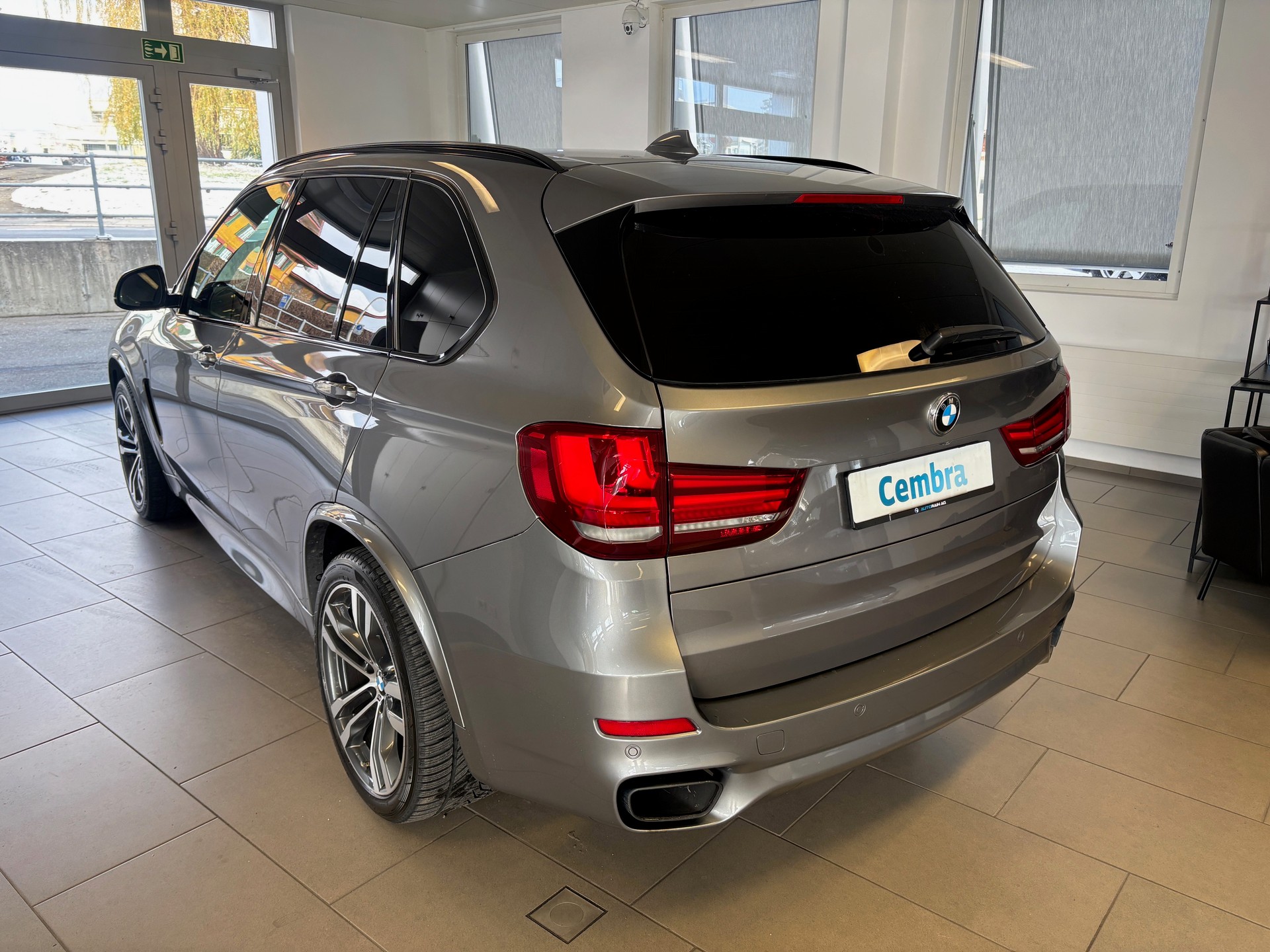 BMW X5 xDrive M50d Steptronic-image-3