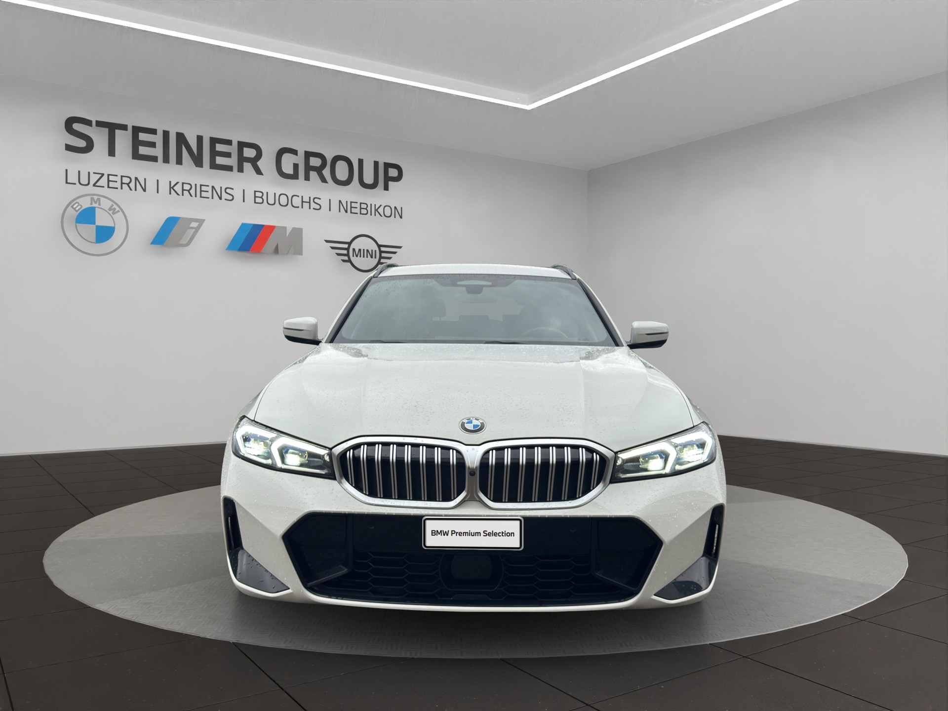 BMW 330d xDrive 48V Touring Steptronic M Sport-image-7