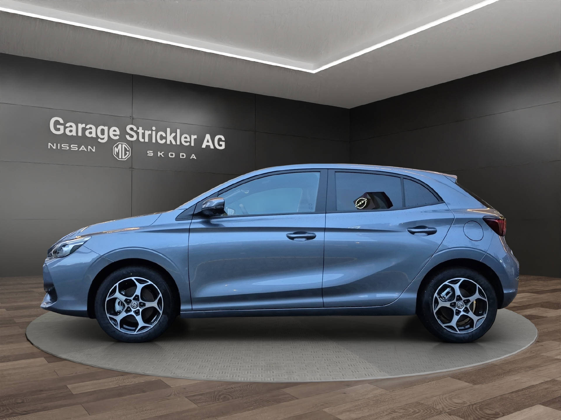 MG 3 1.5 Hybrid Luxury-image-1
