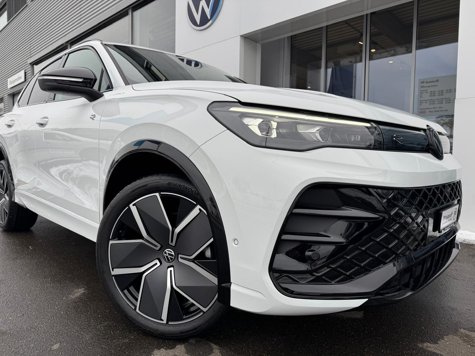 VW Tiguan 2.0 TSI DSG R-Line 4Motion-image-1