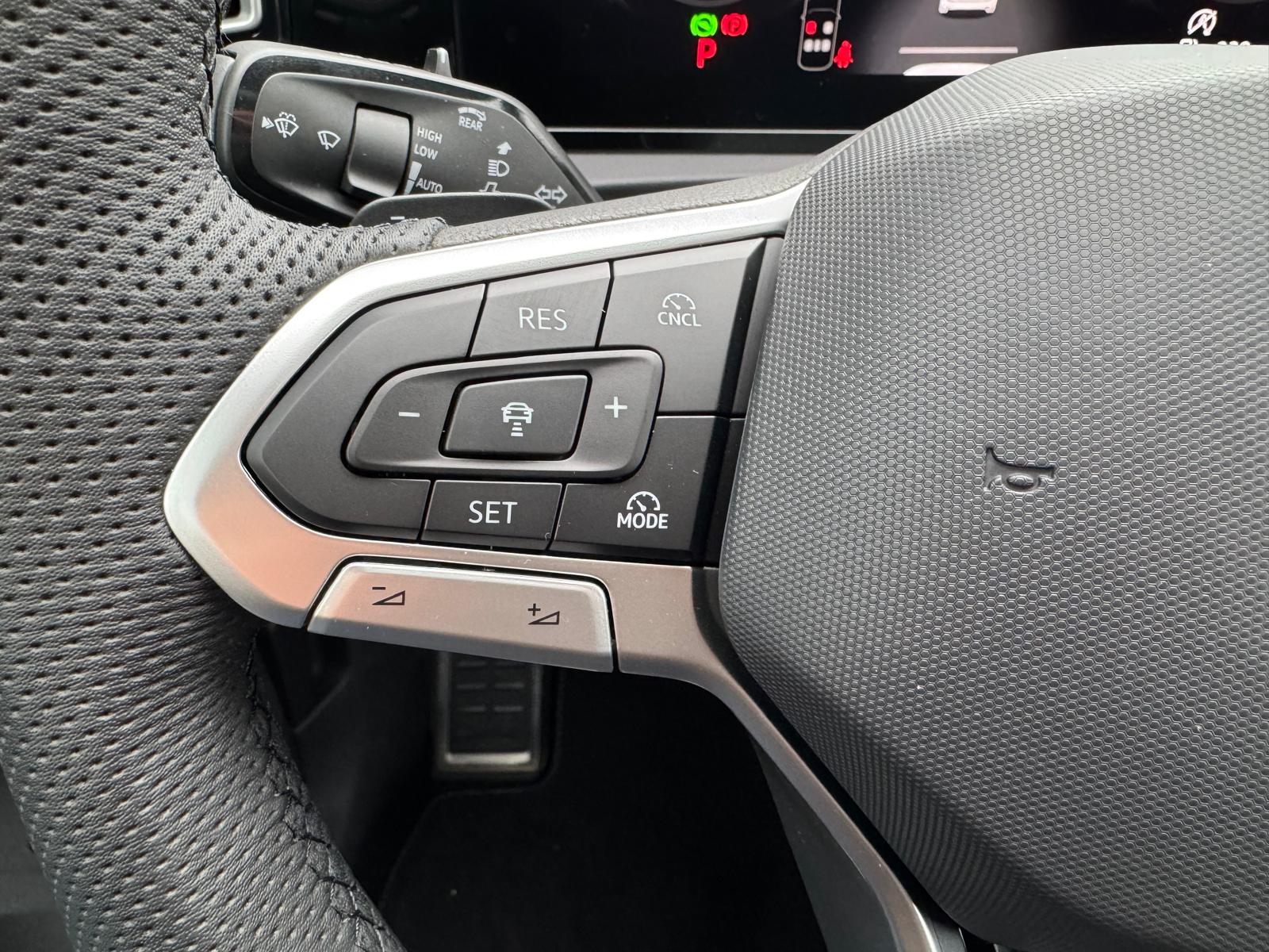 VW Tiguan 2.0 TSI DSG R-Line 4Motion-image-9
