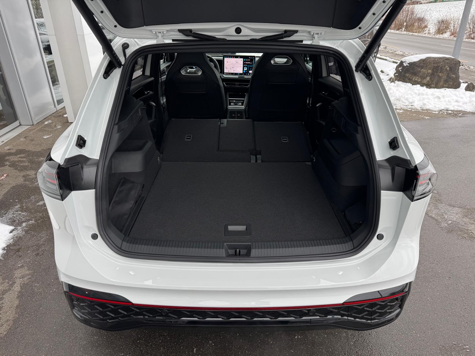 VW Tiguan 2.0 TSI DSG R-Line 4Motion-image-5