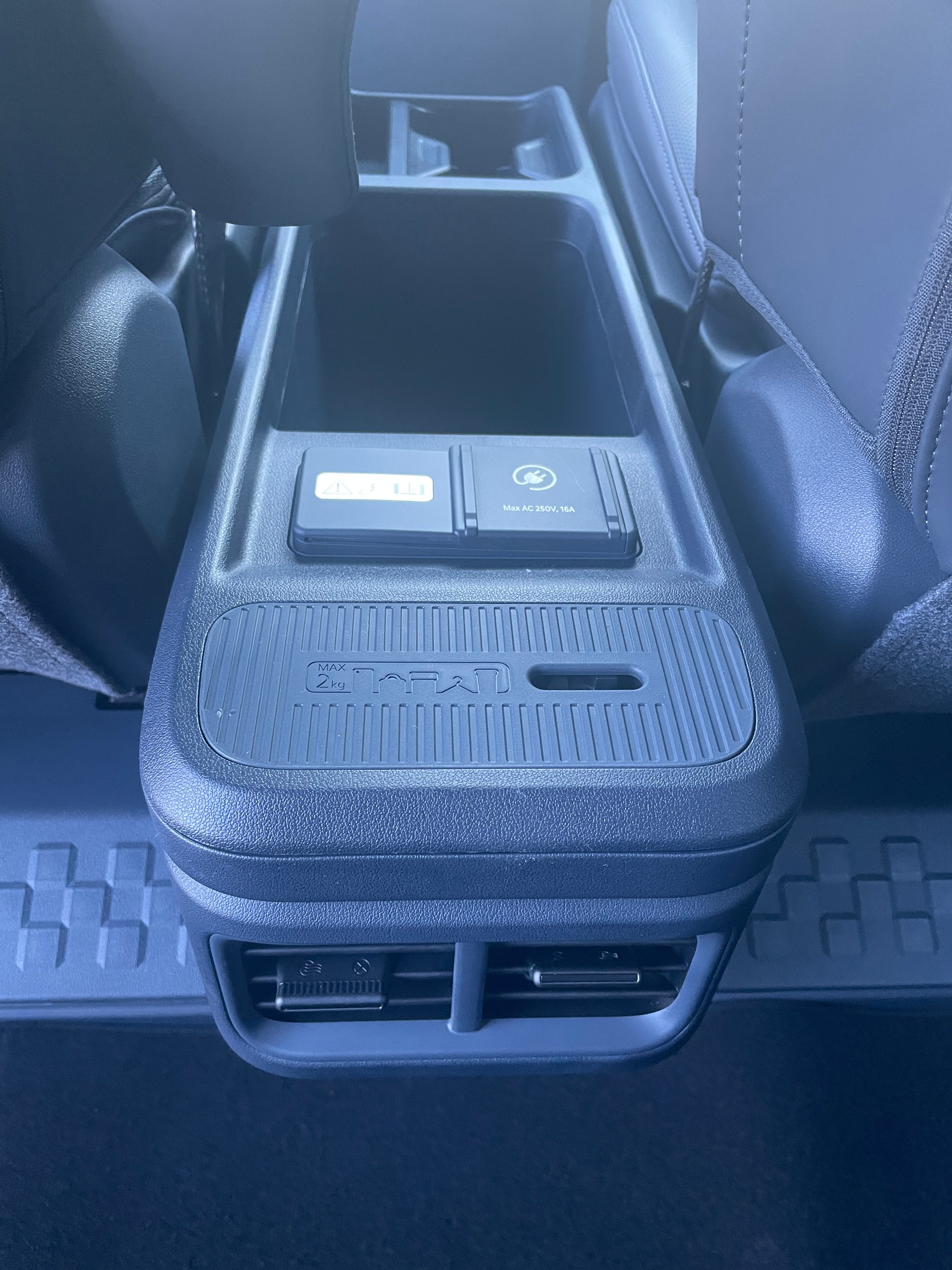 KIA PV5 71.2 kWh Elite-image-15