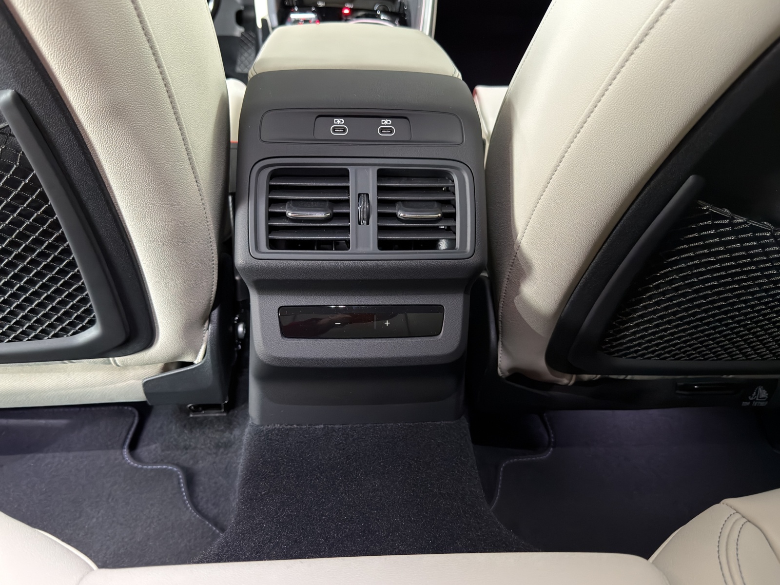 AUDI Q5 TFSI quatto 150 kW S-tronic-image-13