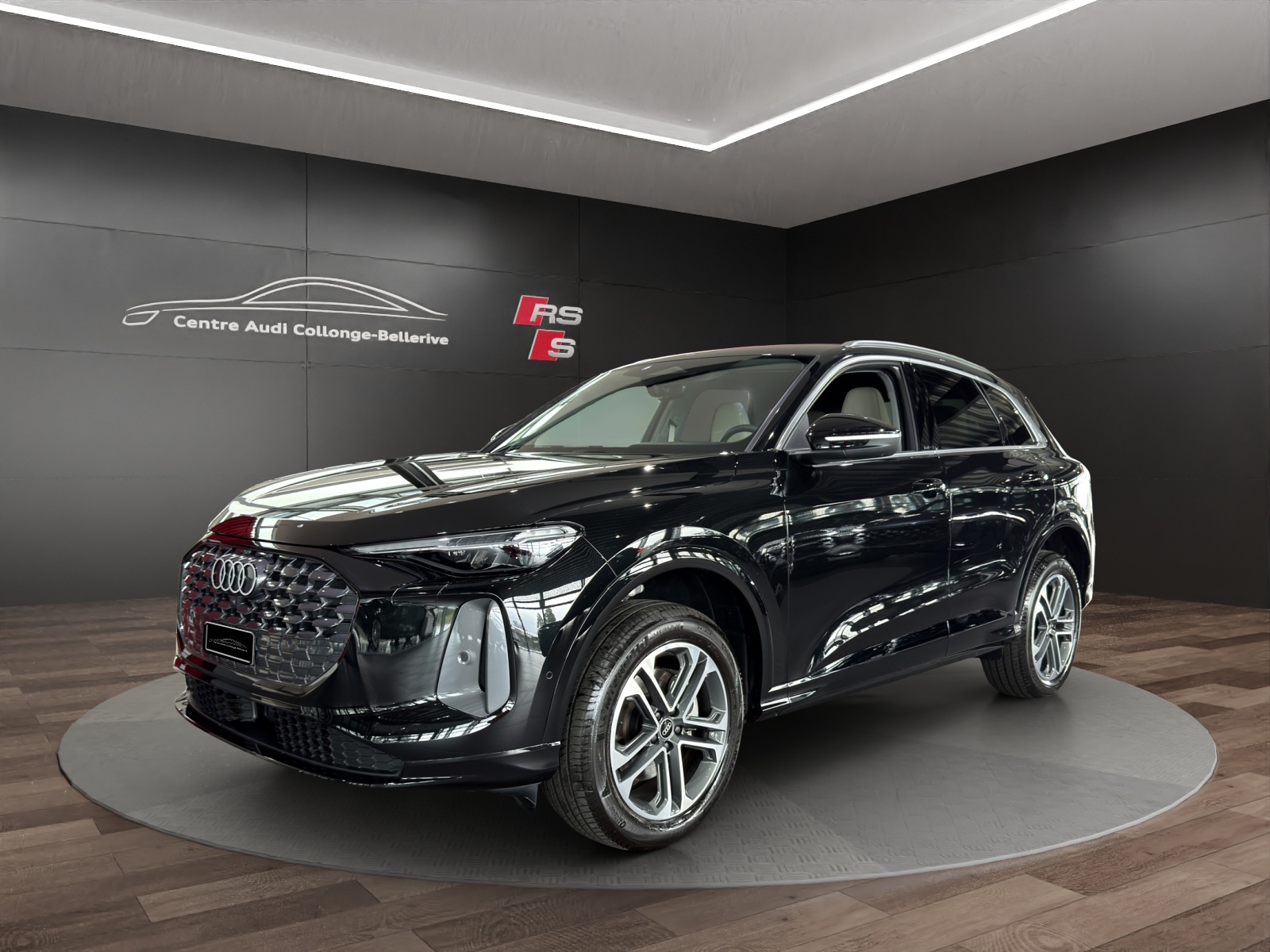 AUDI Q5 TFSI quatto 150 kW S-tronic-image-0