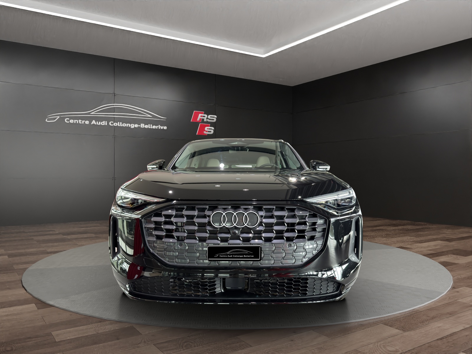 AUDI Q5 TFSI quatto 150 kW S-tronic-image-1
