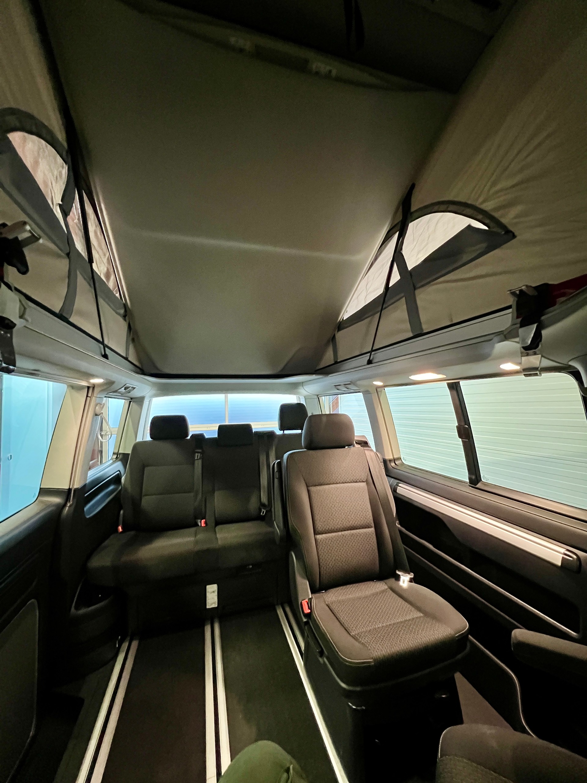 VW T6 California 2.0 TDI Beach Liberty DSG-image-11