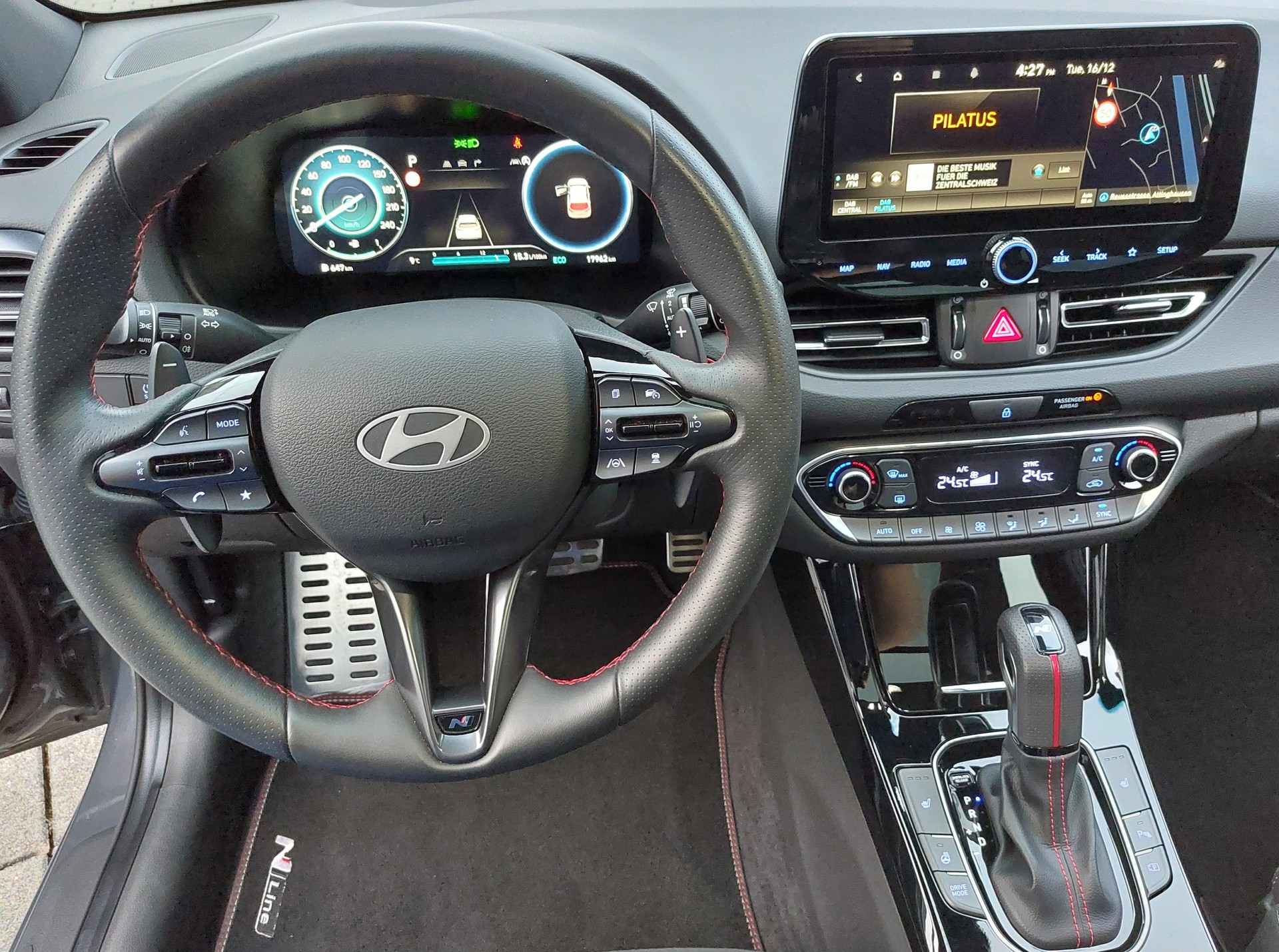 HYUNDAI i30 1.5 T-GDi N Line 48V MH DCT-image-6