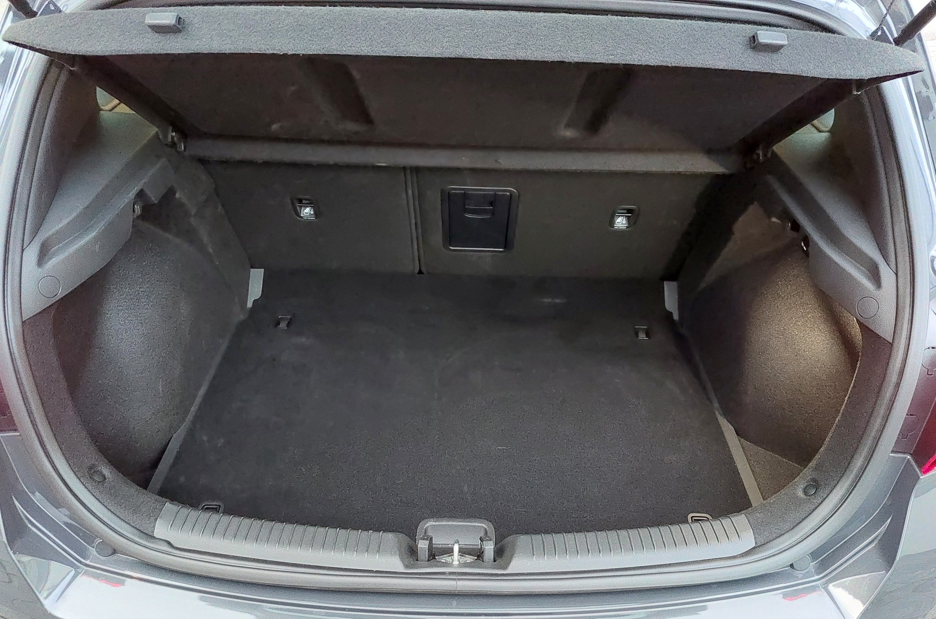 HYUNDAI i30 1.5 T-GDi N Line 48V MH DCT-image-9