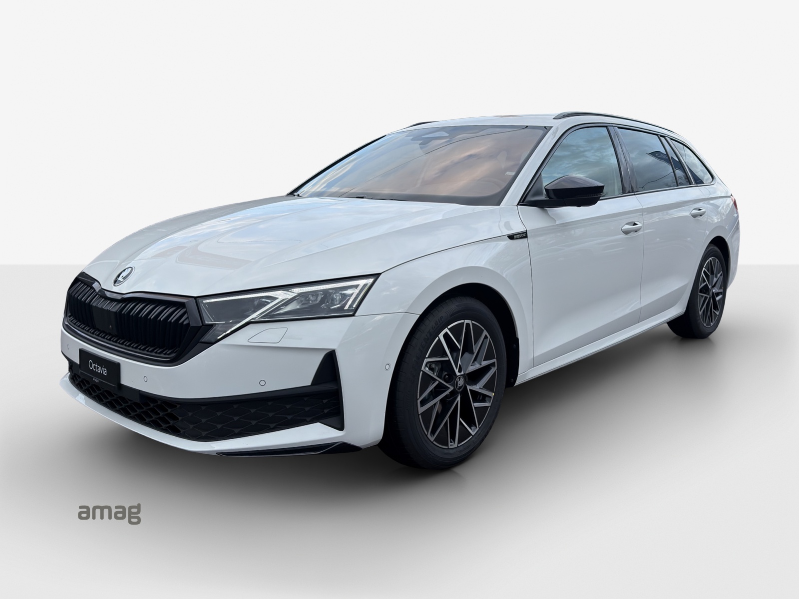 SKODA Octavia Combi 1.5 TSI mHEV DSG Sport Line-image-0