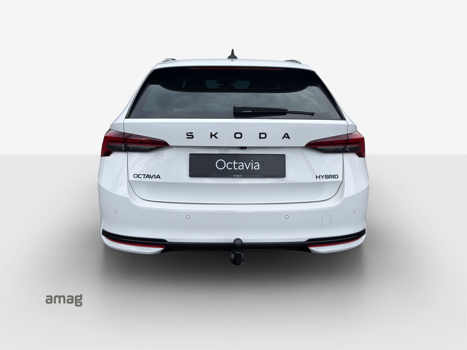 SKODA Octavia Combi 1.5 TSI mHEV DSG Sport Line-image-3