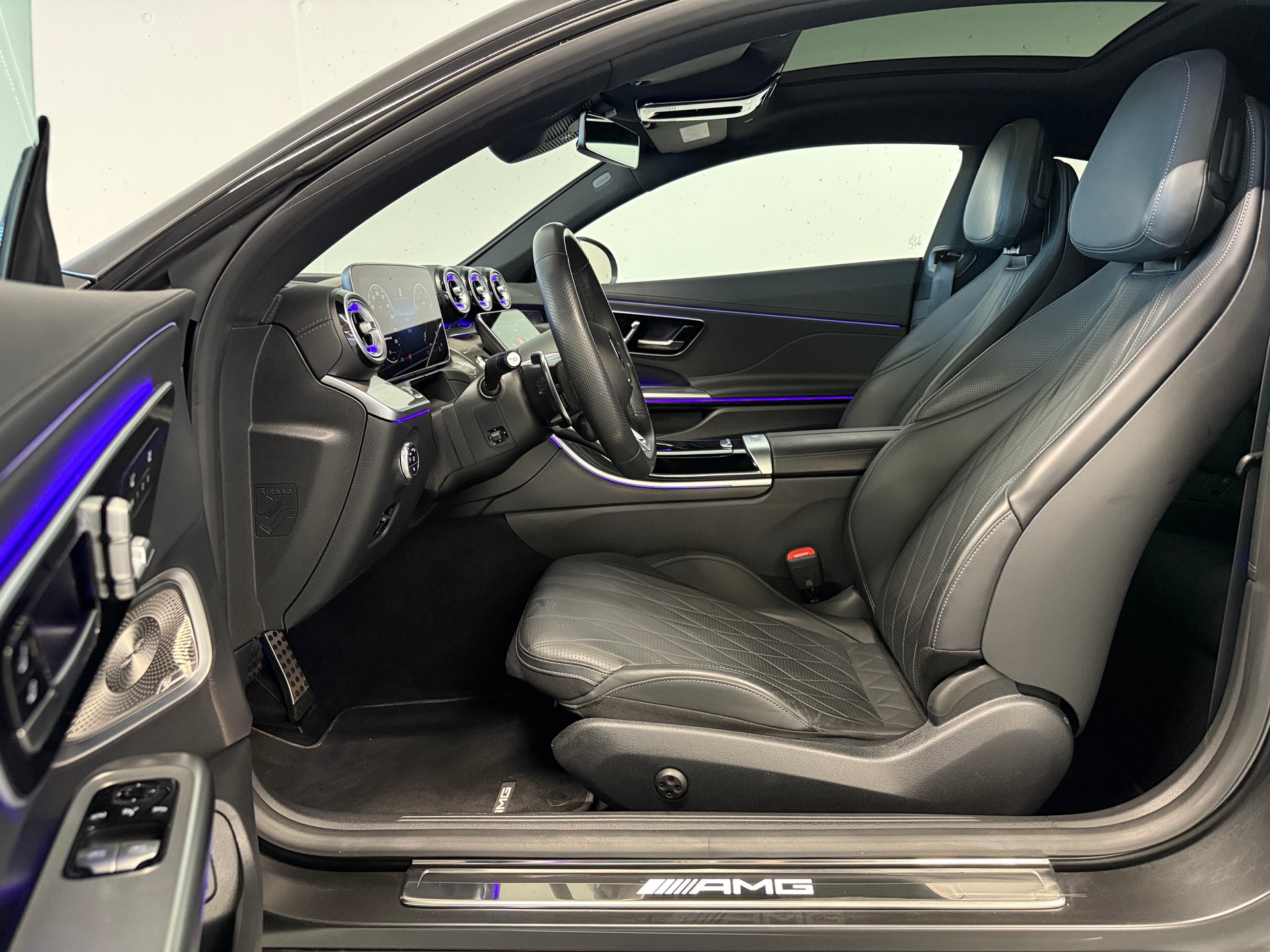 MERCEDES-BENZ CLE 53 Coupé AMG 4Matic+ 9G-Tronic-image-9