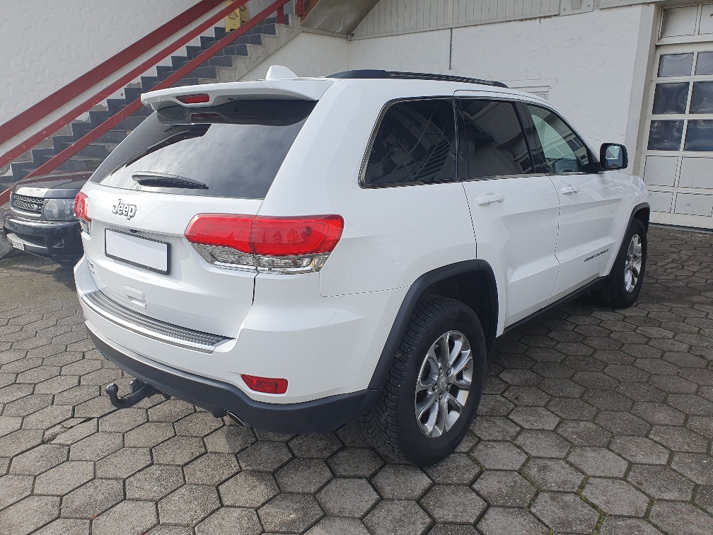 JEEP Grand Cherokee 3.0 CRD Laredo Automatic-image-2