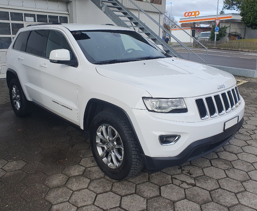 JEEP Grand Cherokee 3.0 CRD Laredo Automatic-image-1