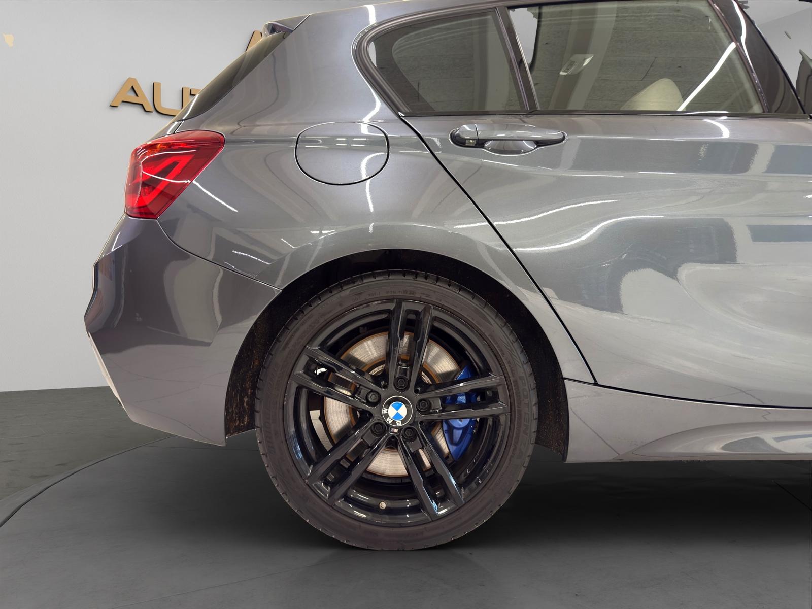 BMW M140i xDrive Steptronic-image-11