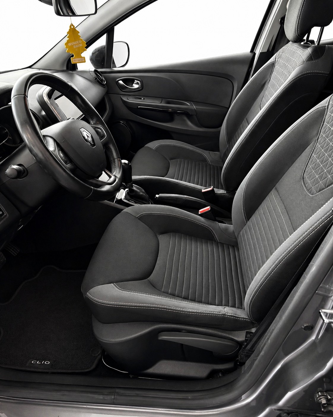 RENAULT Clio 1.2 16V T Limited EDC-image-5