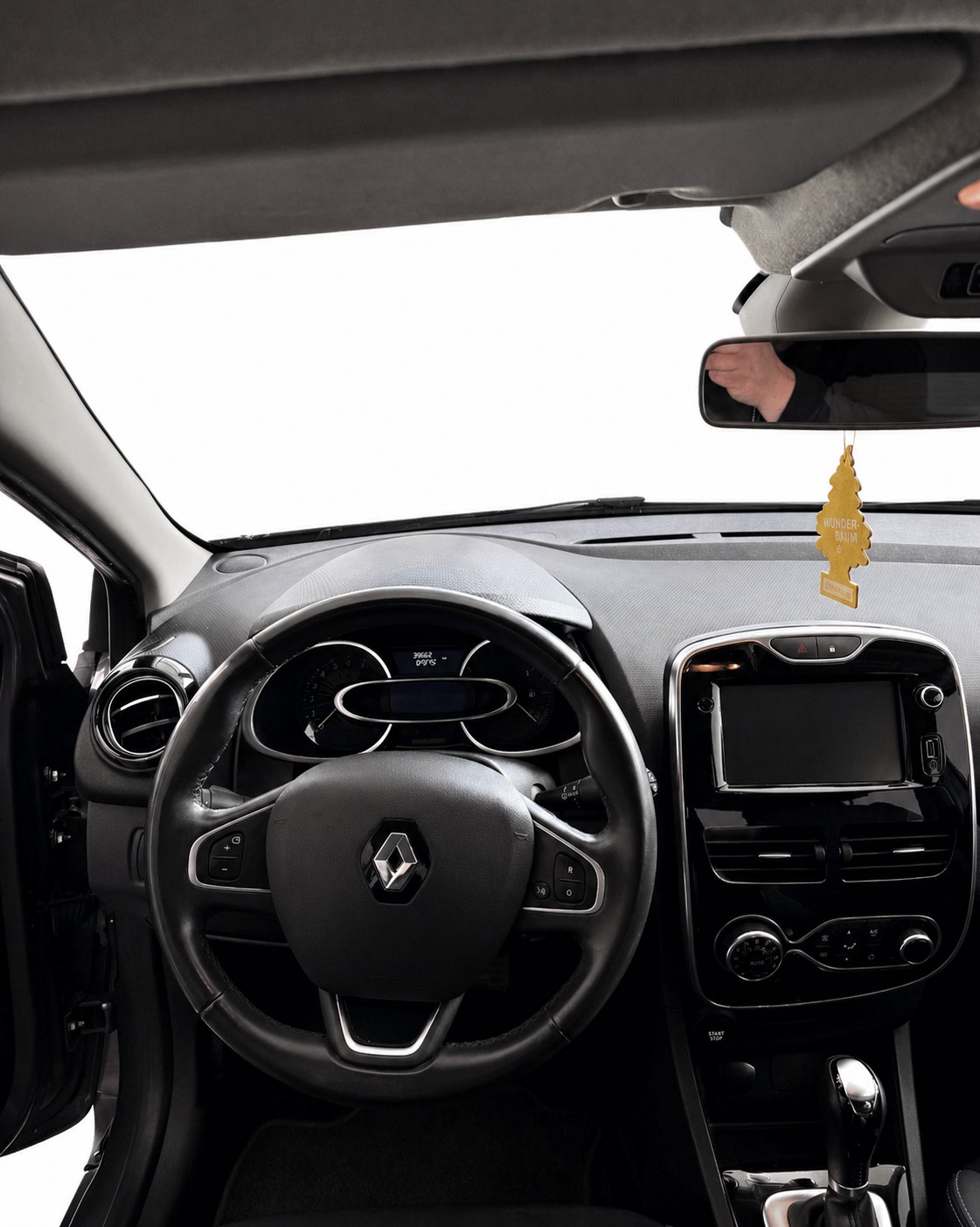 RENAULT Clio 1.2 16V T Limited EDC-image-4