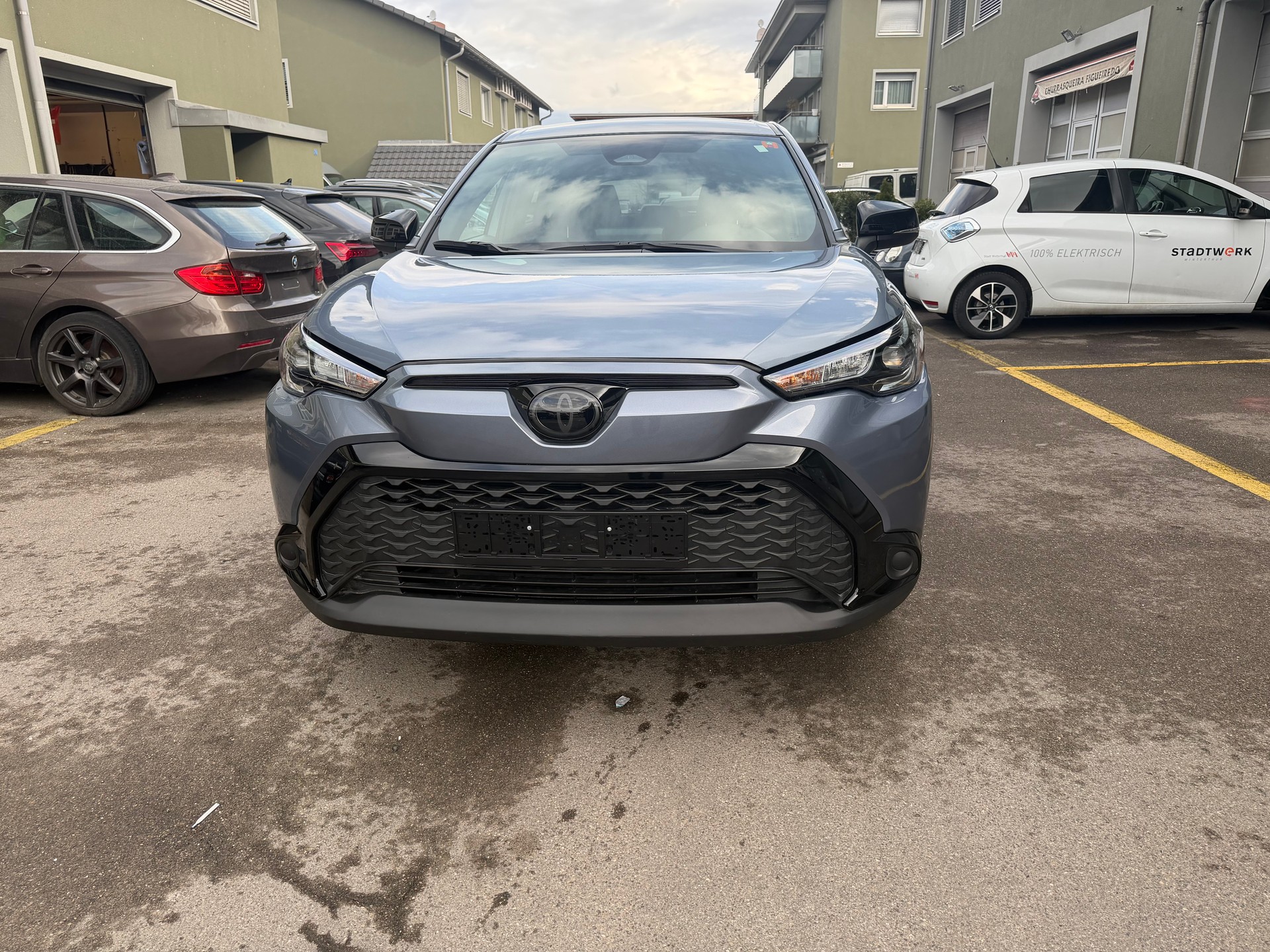 TOYOTA Corolla Cross 2.0 4WD Comfort e-CVT-image-2