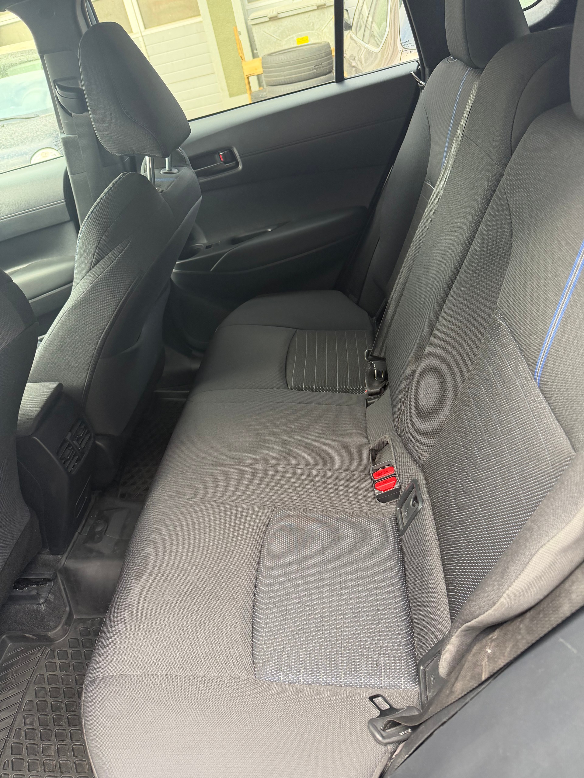 TOYOTA Corolla Cross 2.0 4WD Comfort e-CVT-image-5