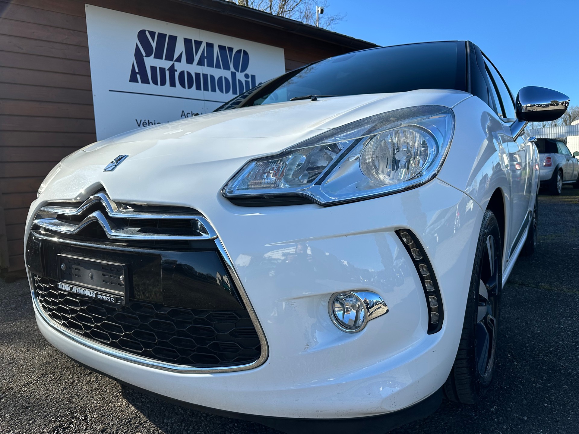 DS AUTOMOBILES DS3 1.6 VTi SO Chic Automatic-image-4