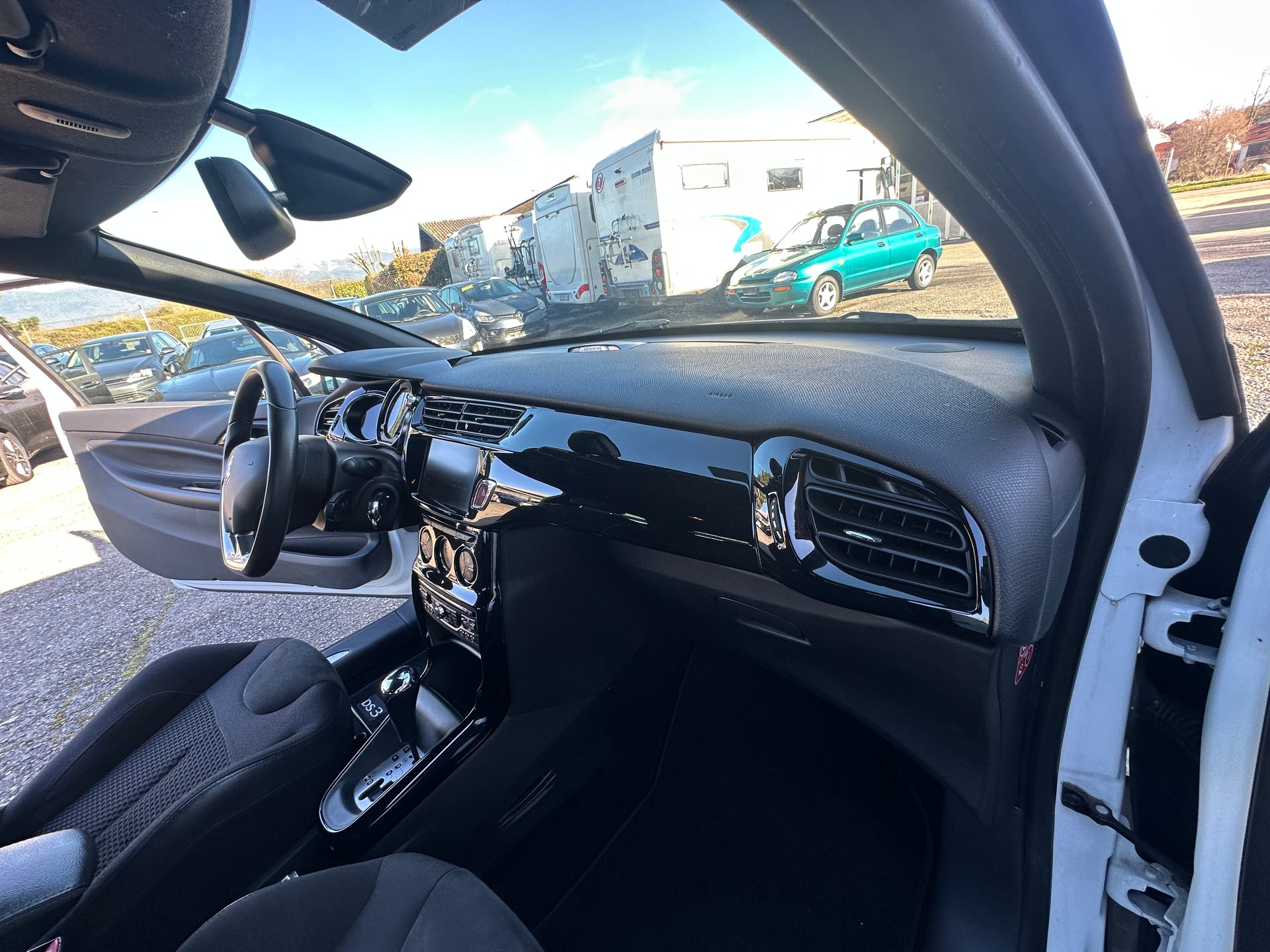 DS AUTOMOBILES DS3 1.6 VTi SO Chic Automatic-image-18