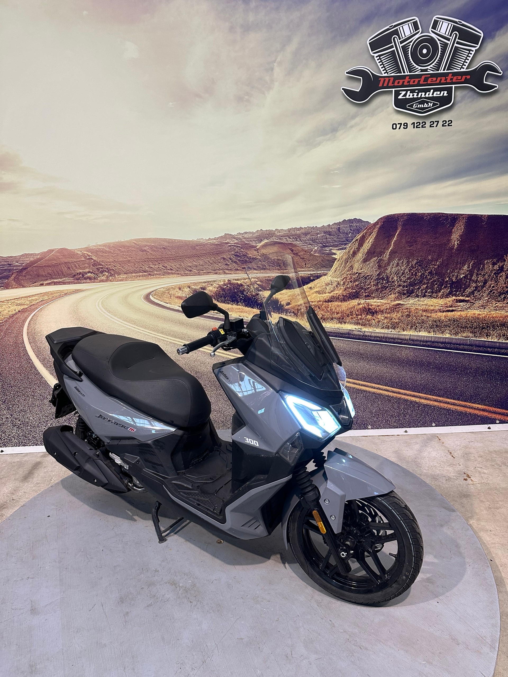 SYM Joyride 300-showroom-element-1