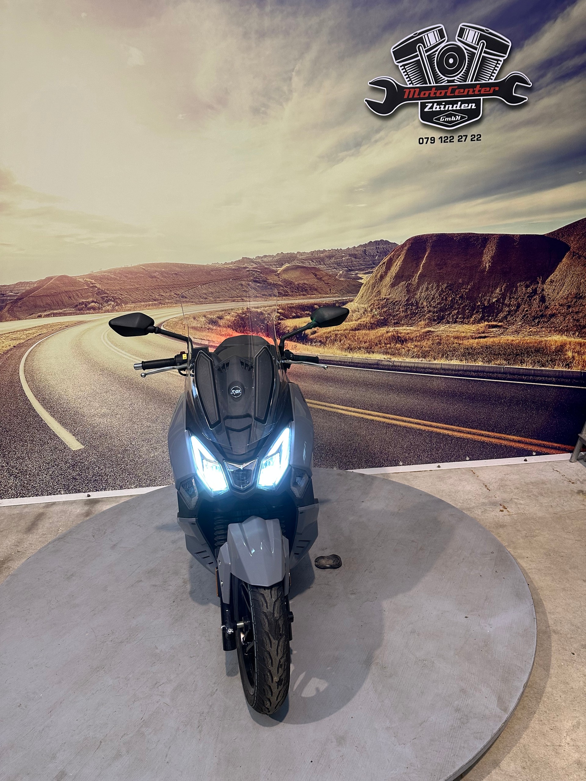 SYM Joyride 300-showroom-element-2