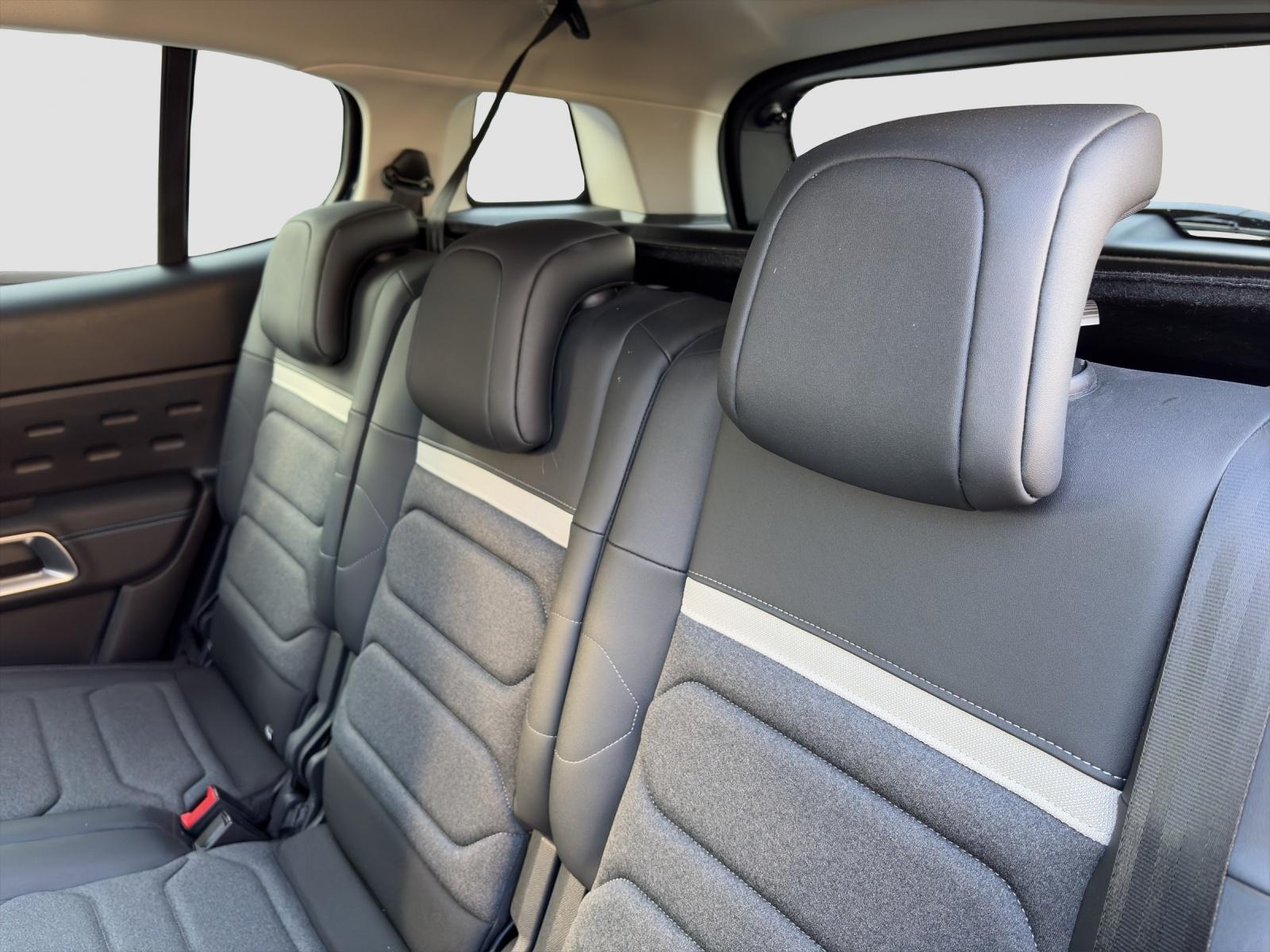 CITROEN C5 Aircross 1.6 Plug-in Hybrid Swiss Edition-image-10