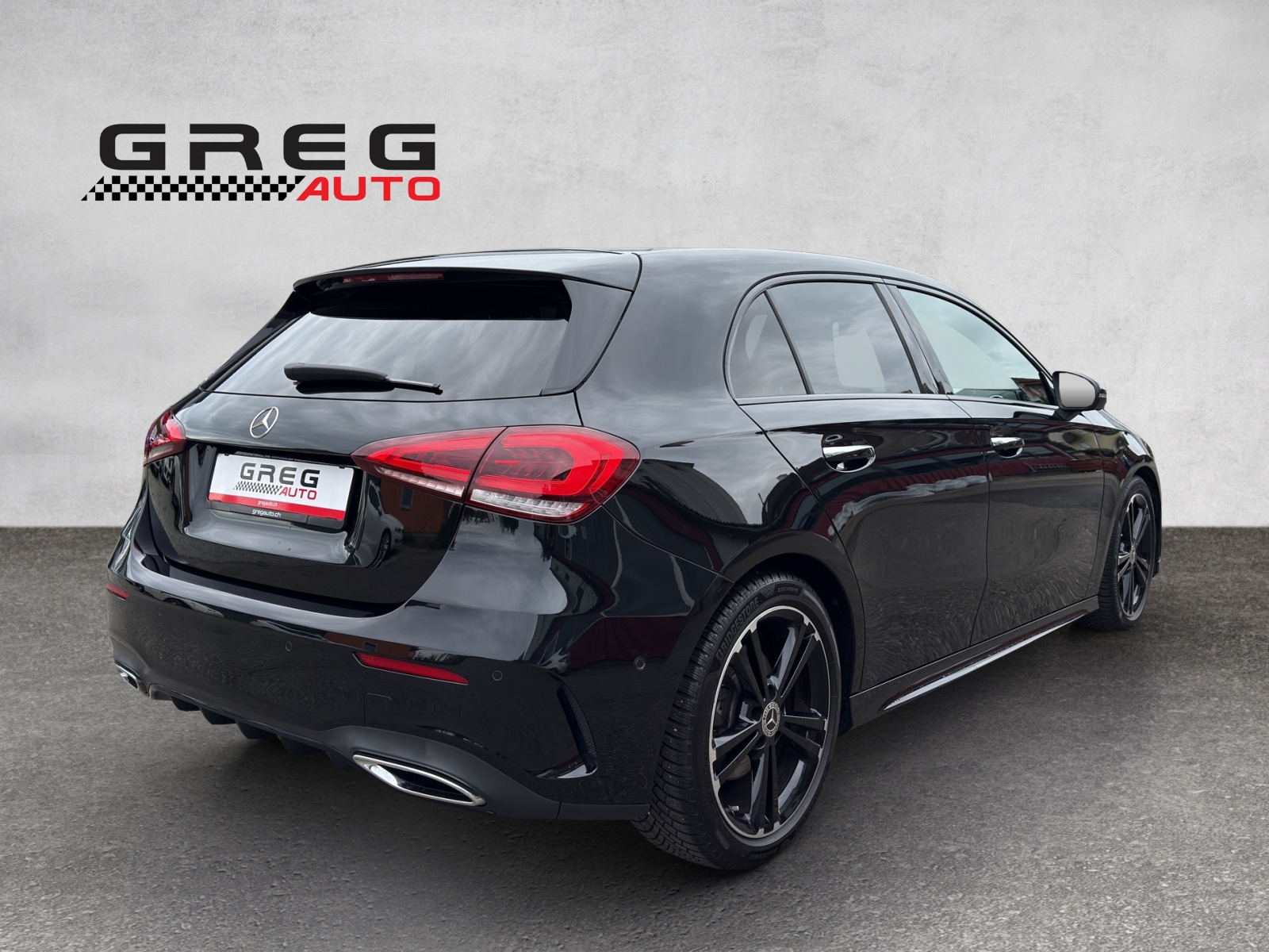 MERCEDES-BENZ A 250 AMG Line 7G-DCT-image-3