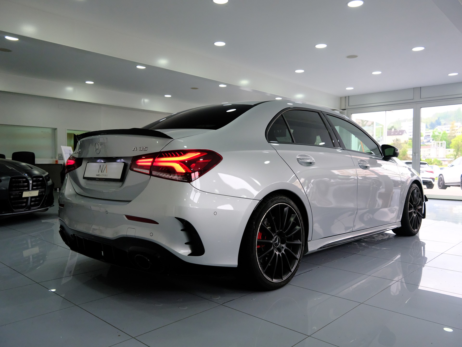 MERCEDES-BENZ A 35 AMG 4Matic Speedshift-image-6