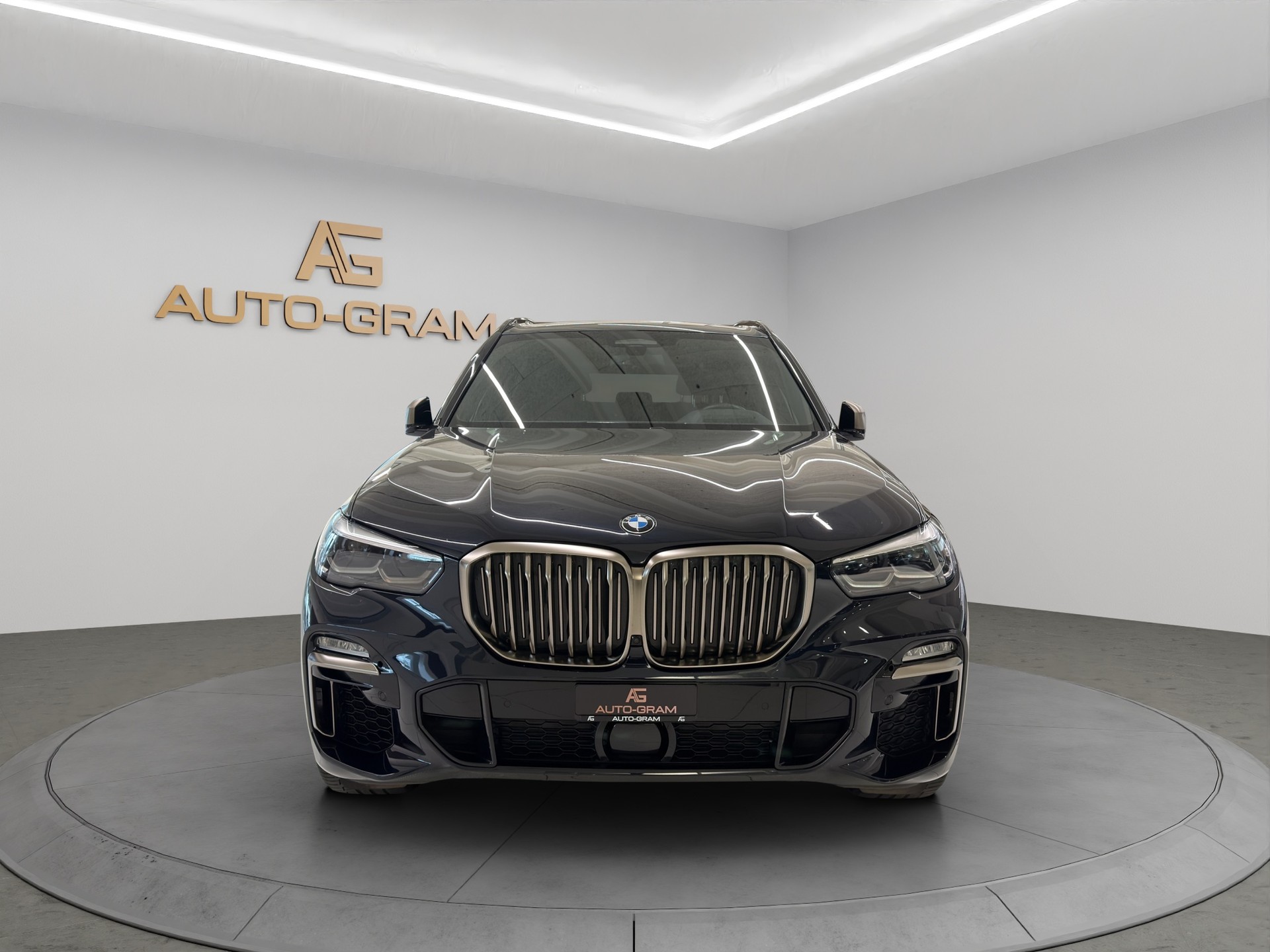 BMW X5 xDrive M50i Steptronic-image-7