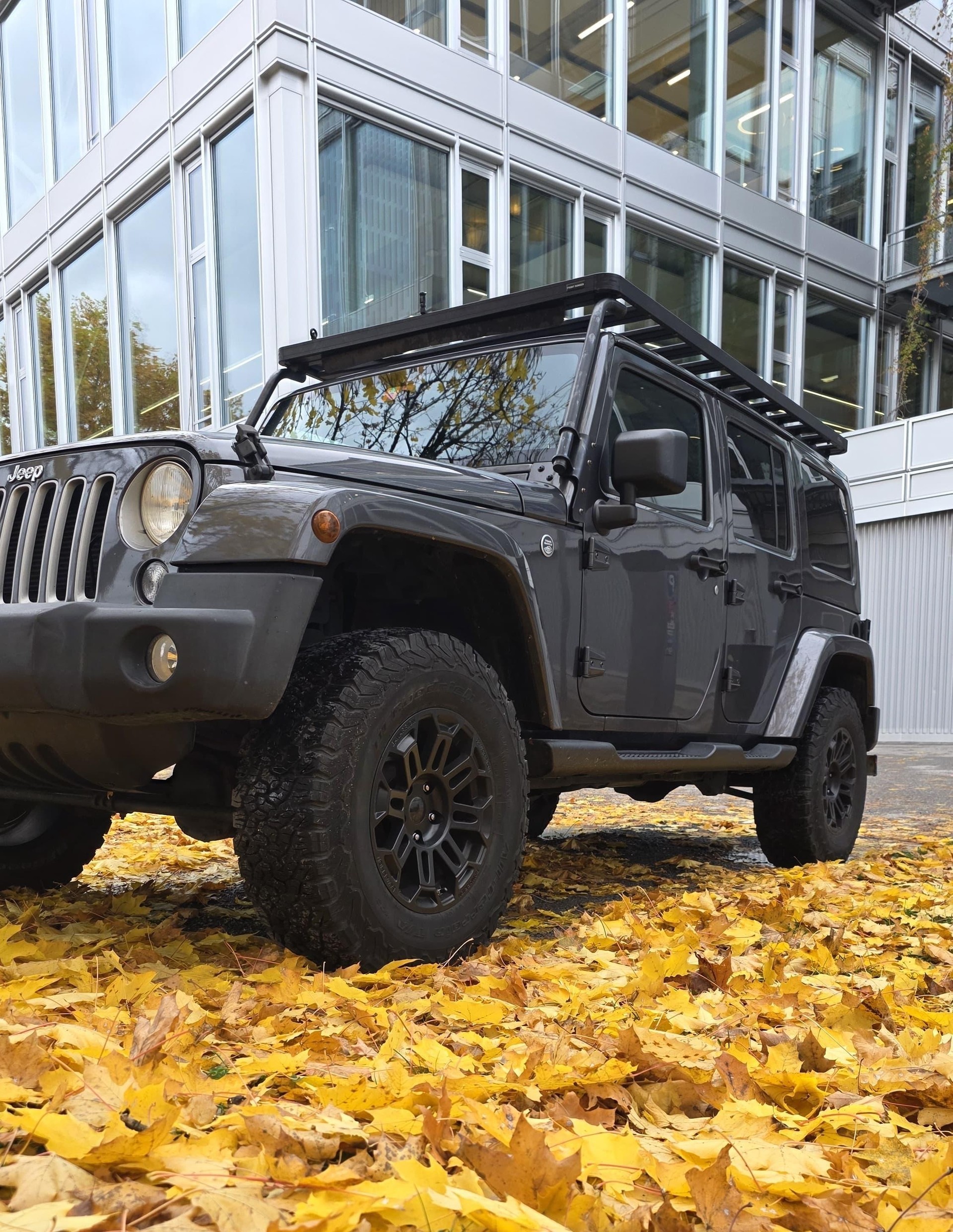 JEEP Wrangler 3.6 Unlimited Sahara X Automatic hardtop-image-0