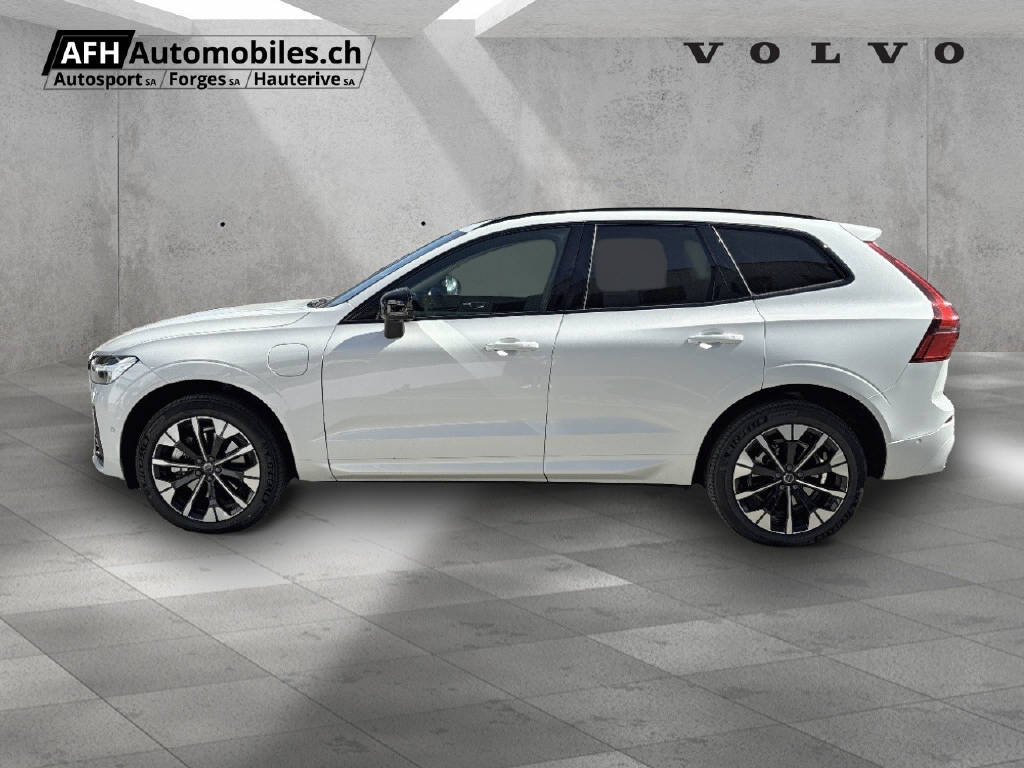 VOLVO XC60 2.0 T6 TE Plus Dark eAWD-image-1