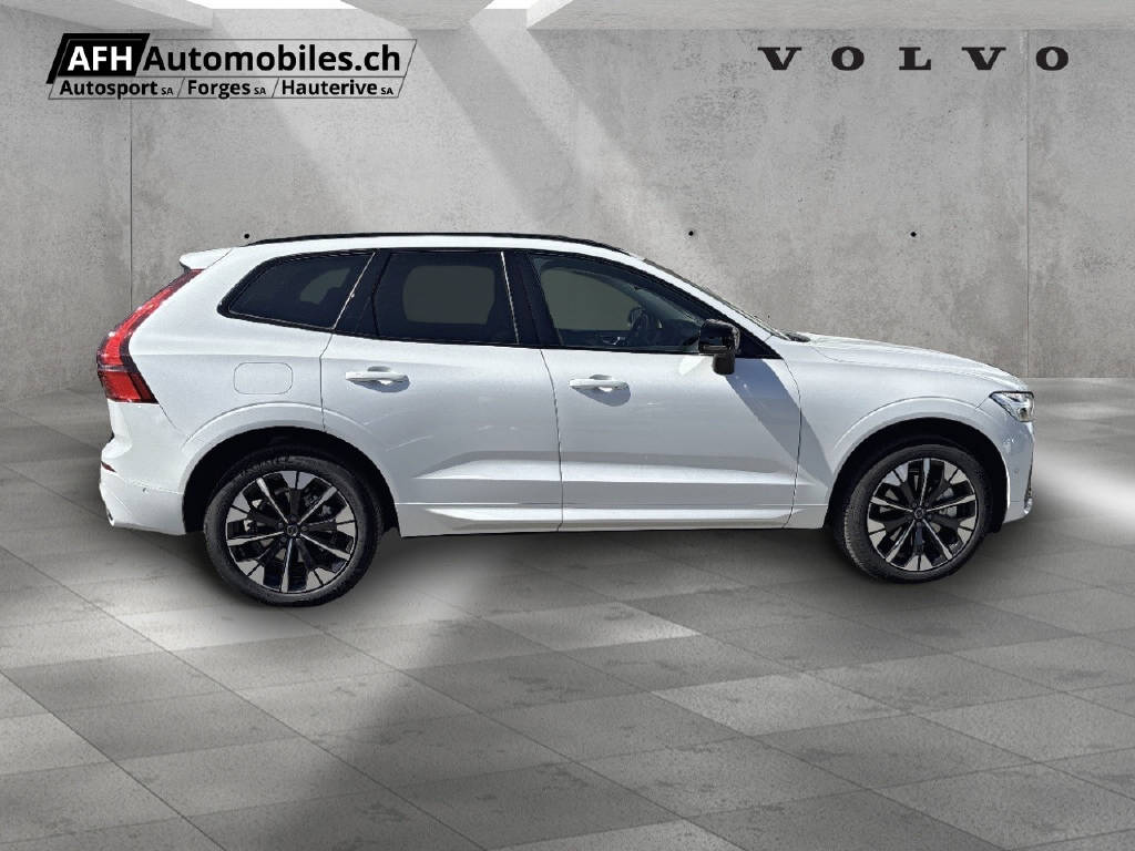 VOLVO XC60 2.0 T6 TE Plus Dark eAWD-image-5