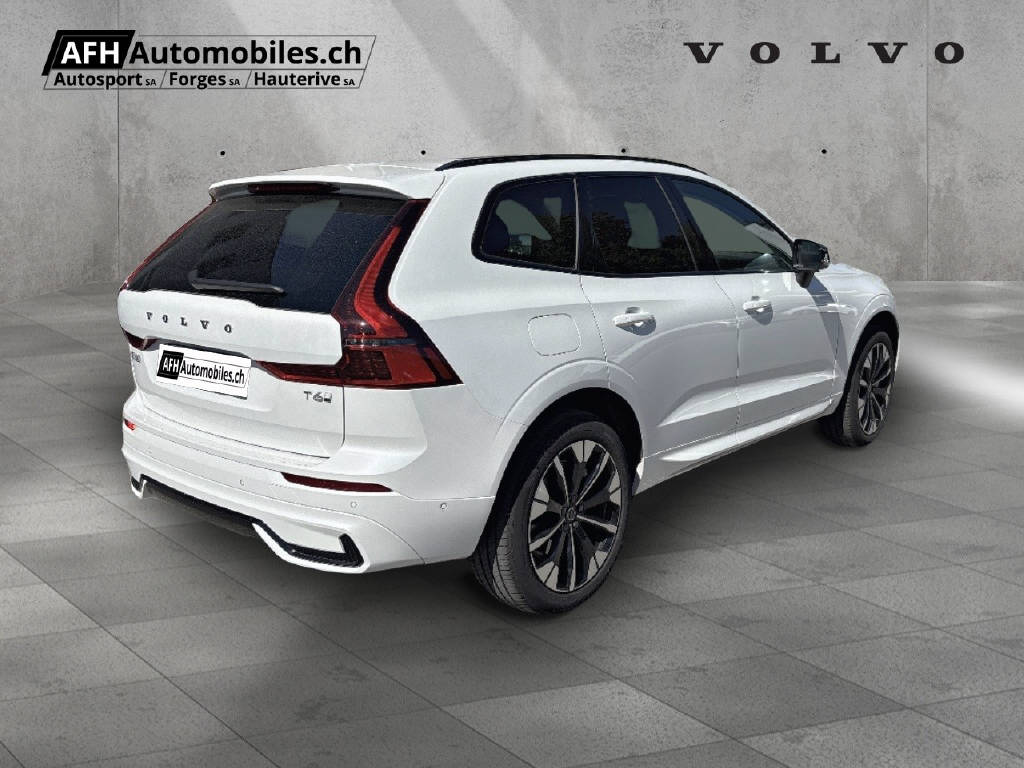 VOLVO XC60 2.0 T6 TE Plus Dark eAWD-image-4