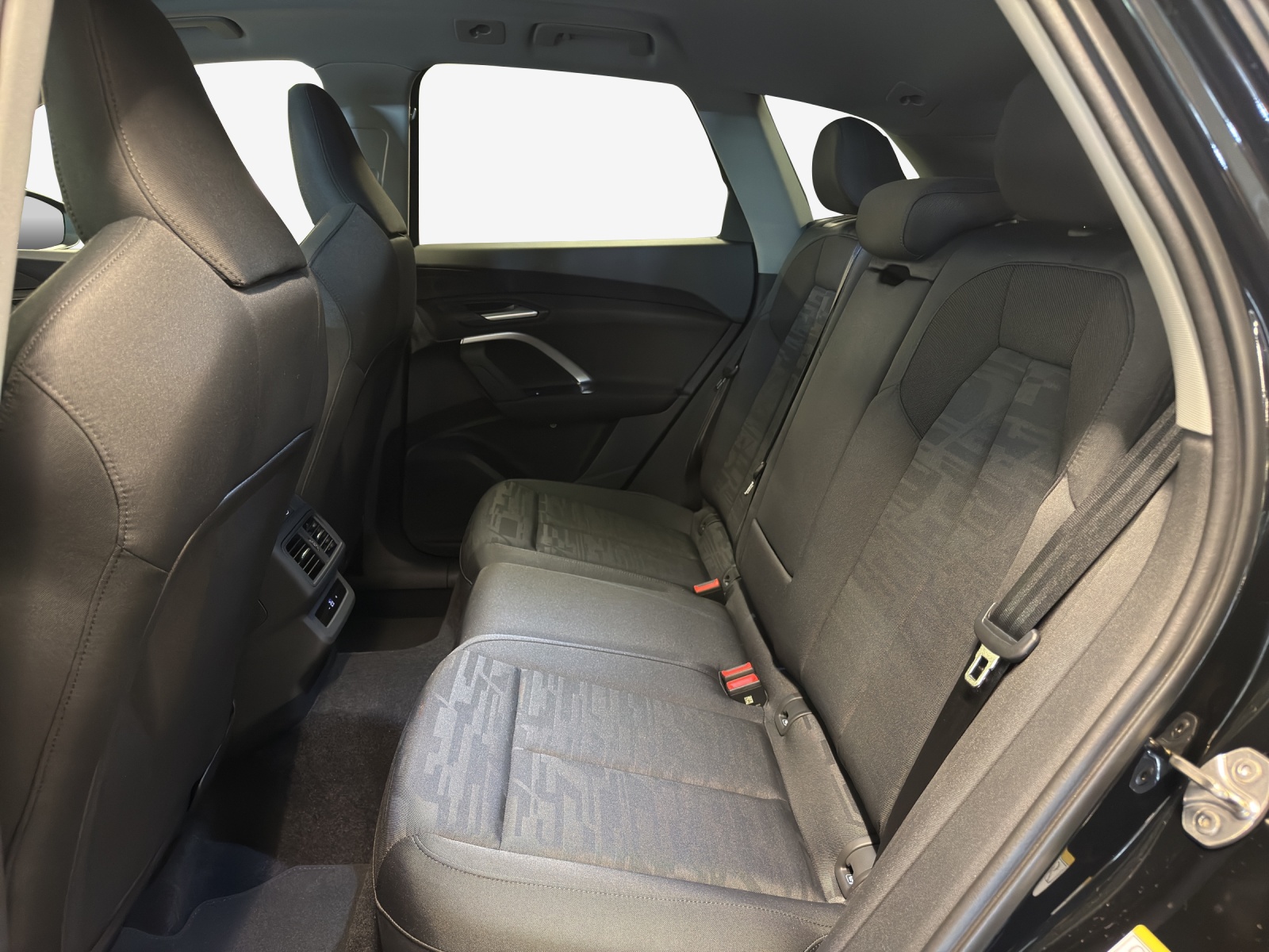 AUDI Q5 TDI quattro 150 kW S-tronic-image-9