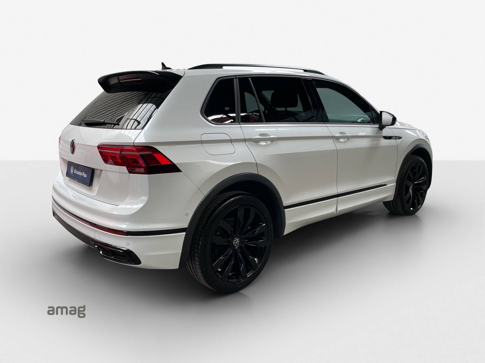 VW Tiguan 2.0TSI R-Line 4Motion DSG-image-4