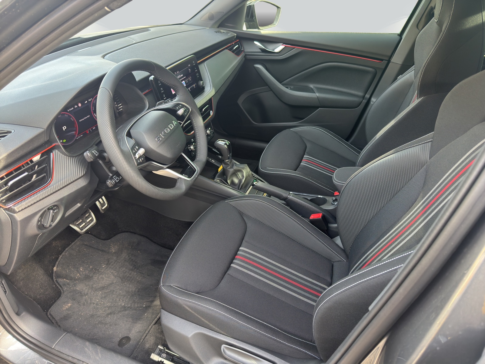 SKODA Kamiq 1.5 TSI Monte Carlo DSG-image-6