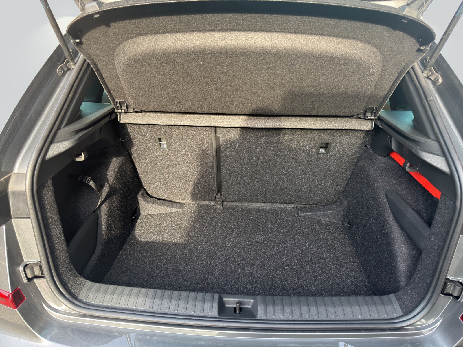 SKODA Kamiq 1.5 TSI Monte Carlo DSG-image-10