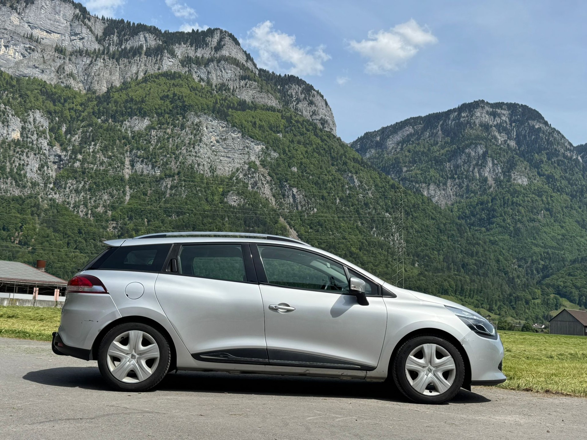 RENAULT Clio Grandtour 0.9 12V Dynamique-showroom-element-3