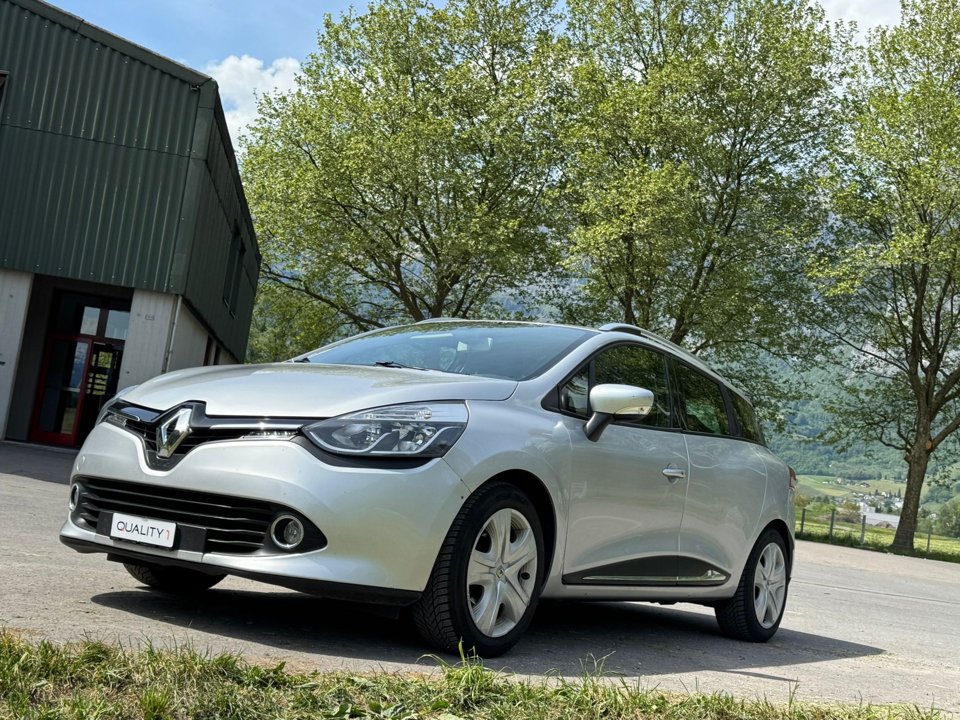 RENAULT Clio Grandtour 0.9 12V Dynamique-showroom-element-1