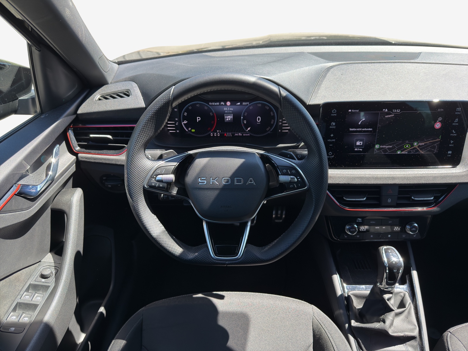 SKODA Kamiq 1.0 TSI Selection DSG-image-8