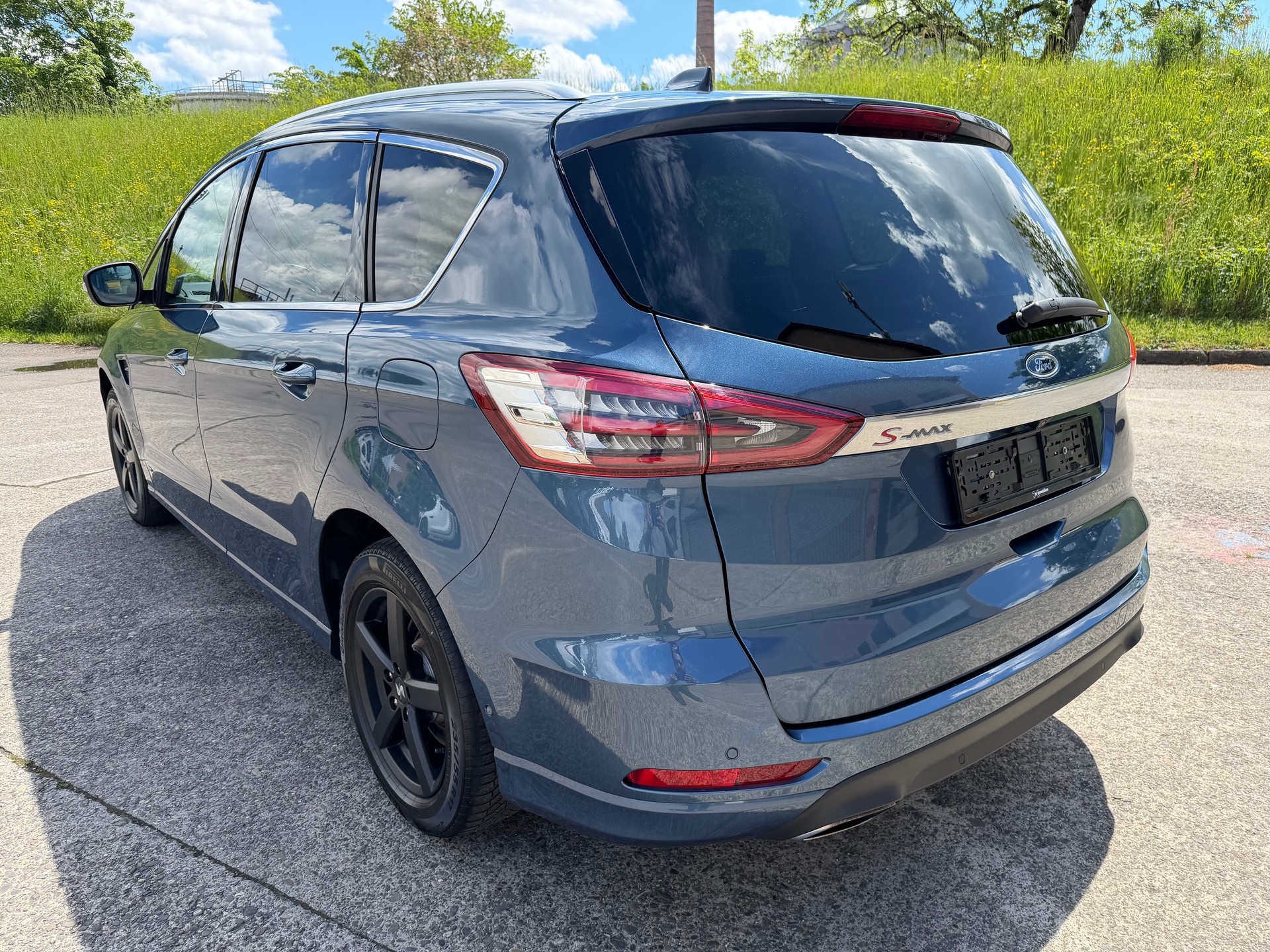 FORD S-Max 2.0 TDCi Titanium AWD Automatic-showroom-element-2