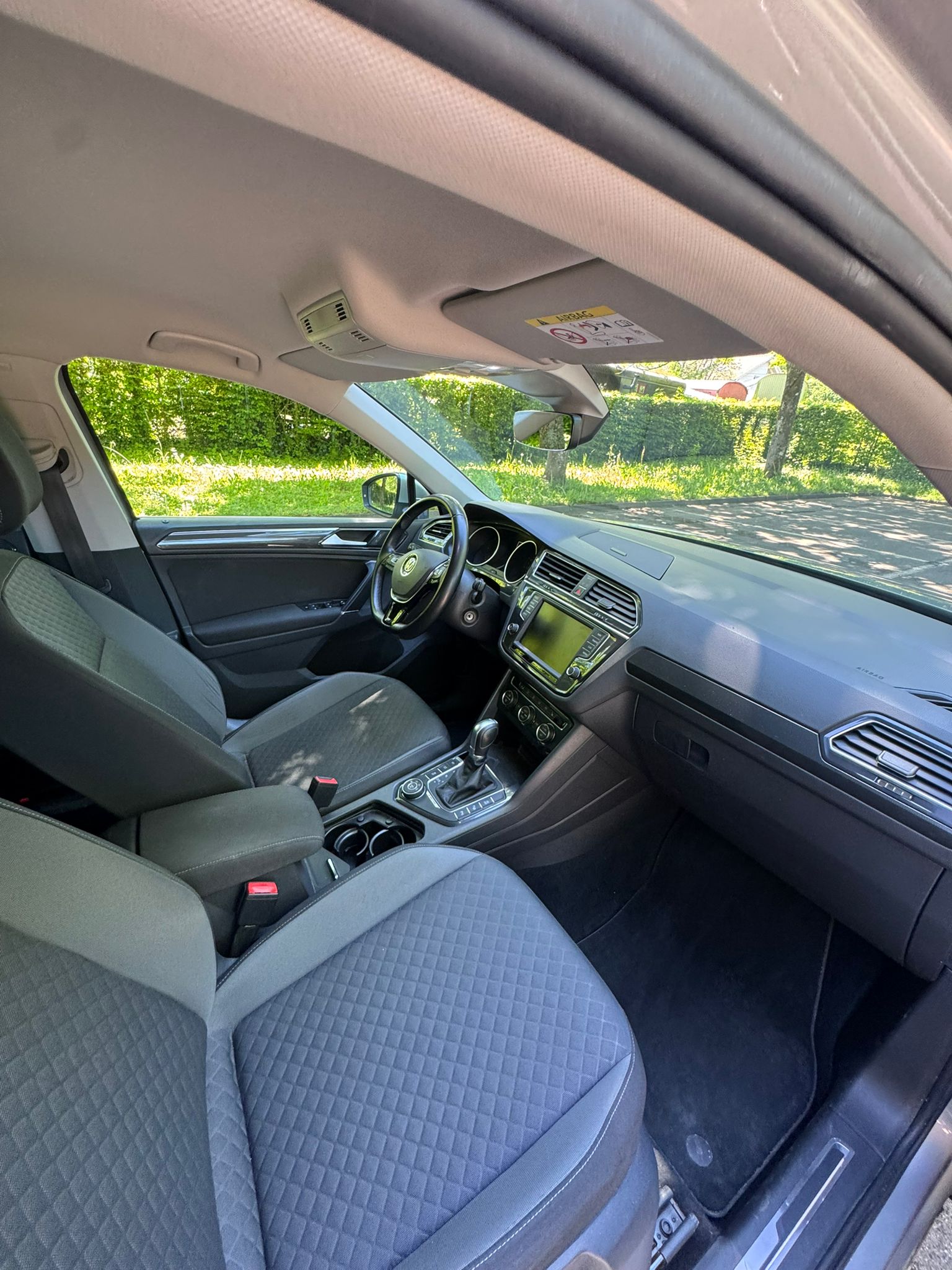 VW Tiguan 2.0 TDI SCR Comfortline 4Motion DSG-image-9