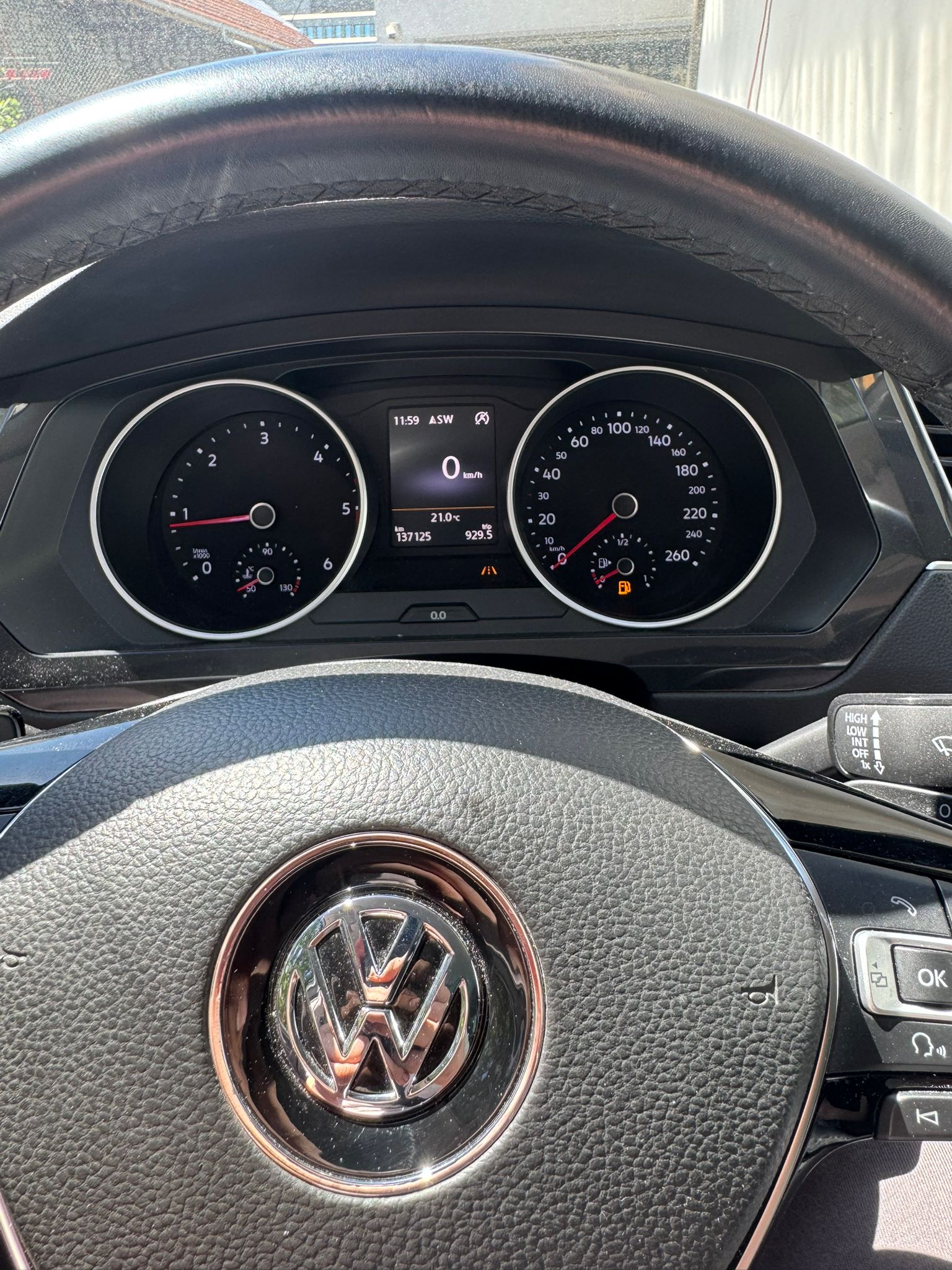VW Tiguan 2.0 TDI SCR Comfortline 4Motion DSG-image-8