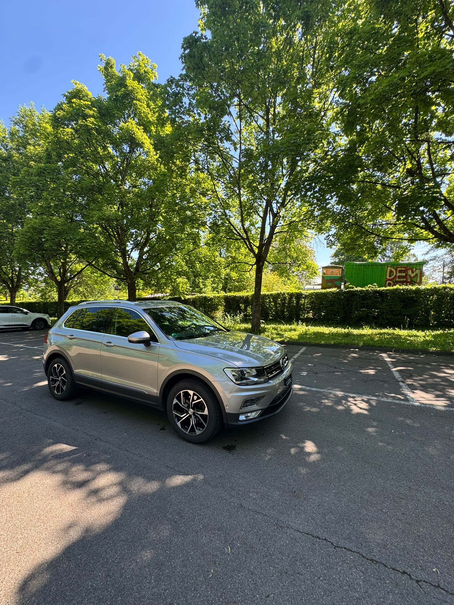 VW Tiguan 2.0 TDI SCR Comfortline 4Motion DSG-image-1