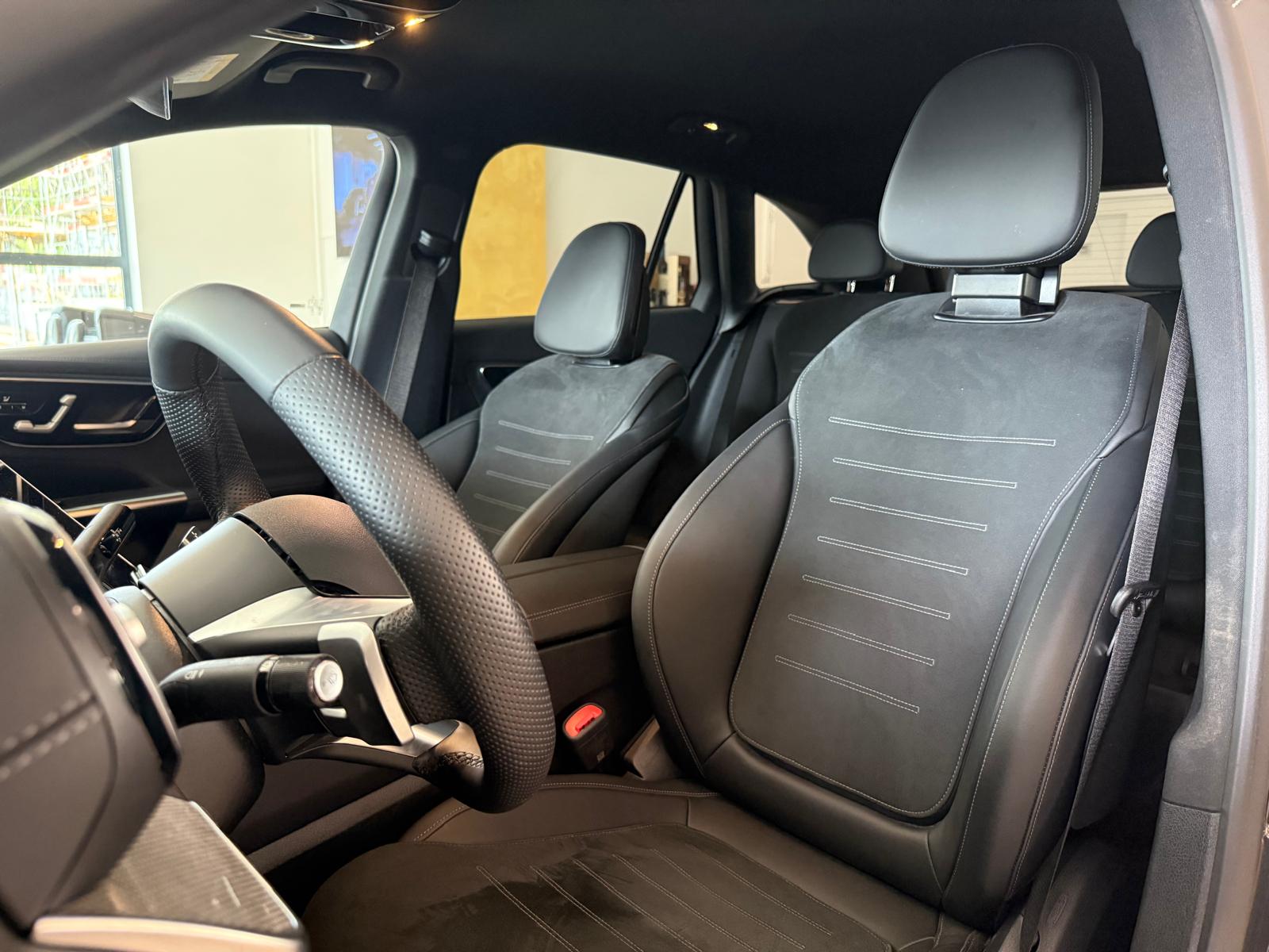MERCEDES-BENZ GLC 300 d 4Matic 9G-Tronic AMG Line-image-13