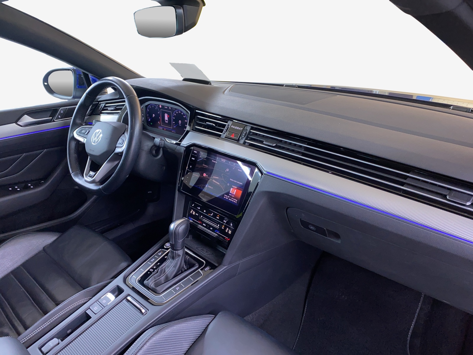 VW Passat Variant 2.0 TSI Elegance DSG-image-14