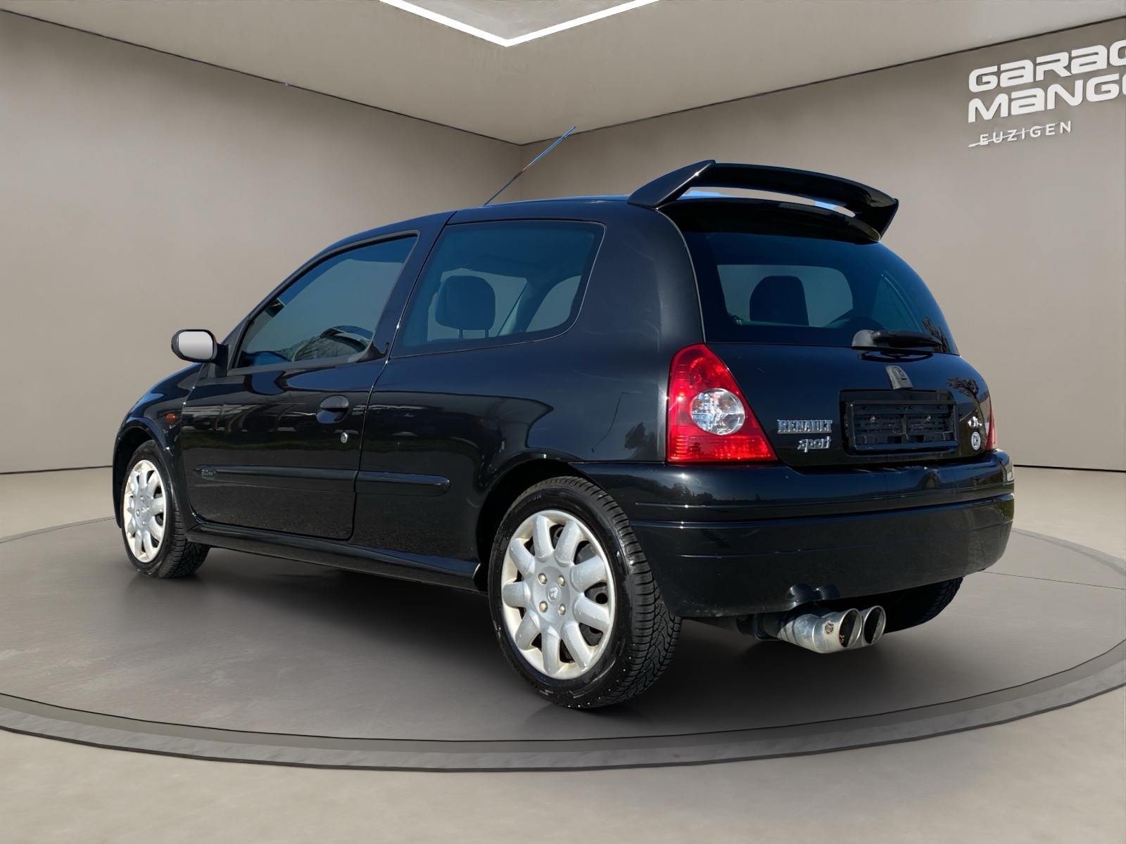 RENAULT Clio 2.0 16V Sport-image-2